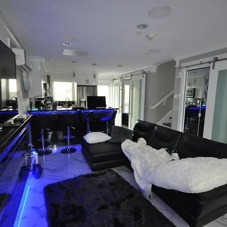 Beautiful Bright 3 Bed Townhouse Leilighet Vancouver Eksteriør bilde