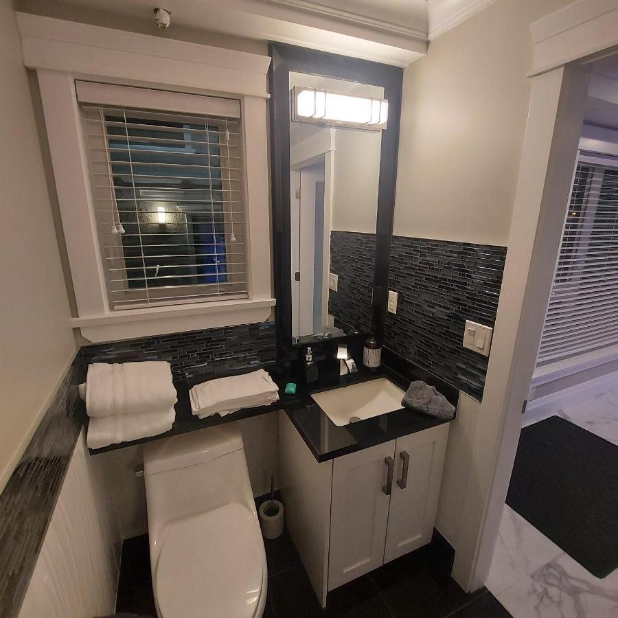 Beautiful Bright 3 Bed Townhouse Leilighet Vancouver Eksteriør bilde